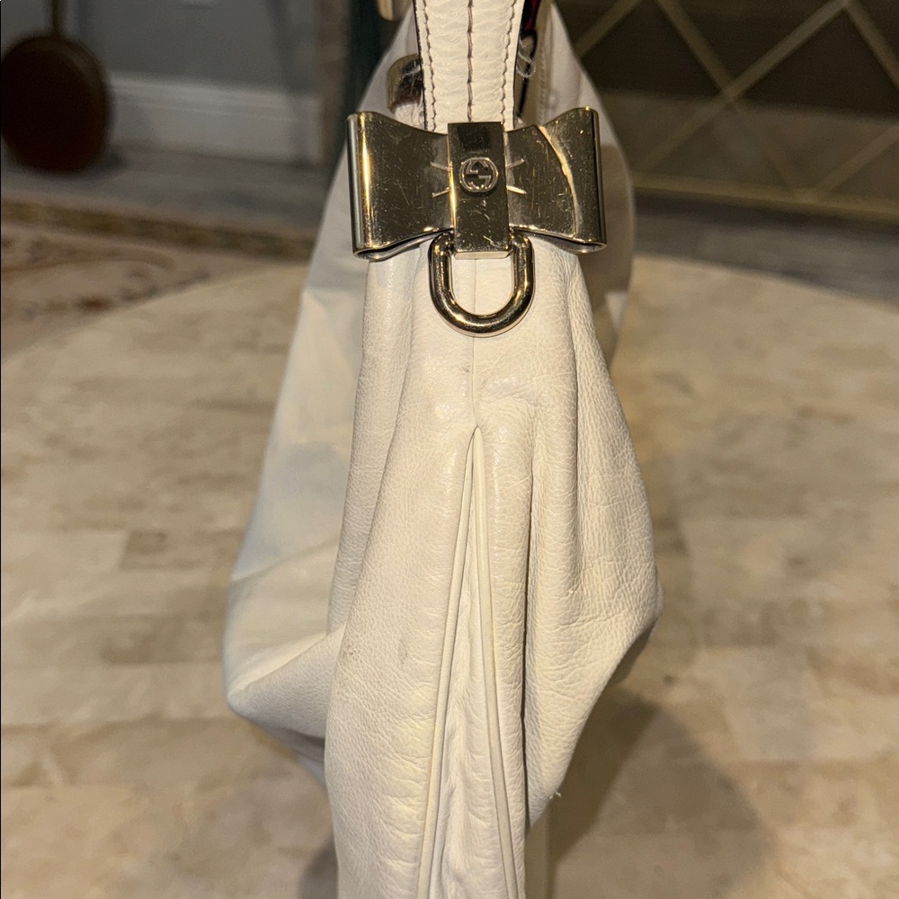 Gucci Cream Hysteria Duchessa Leather Hobo Bag - Picture 3 of 11